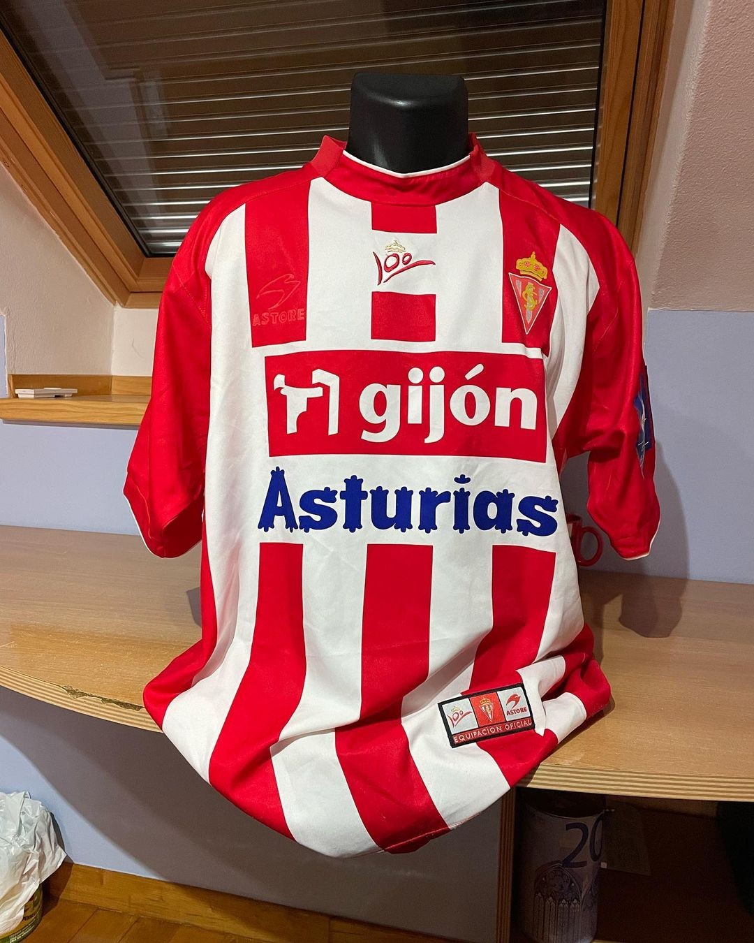 Sporting Gijón 2004-05 Home 2 Kit