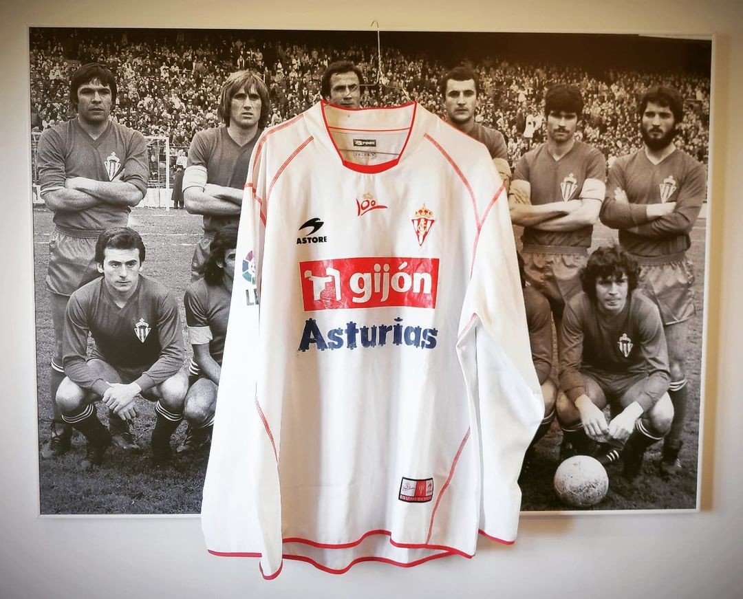 Sporting Gijón 2006-07 Away Kit