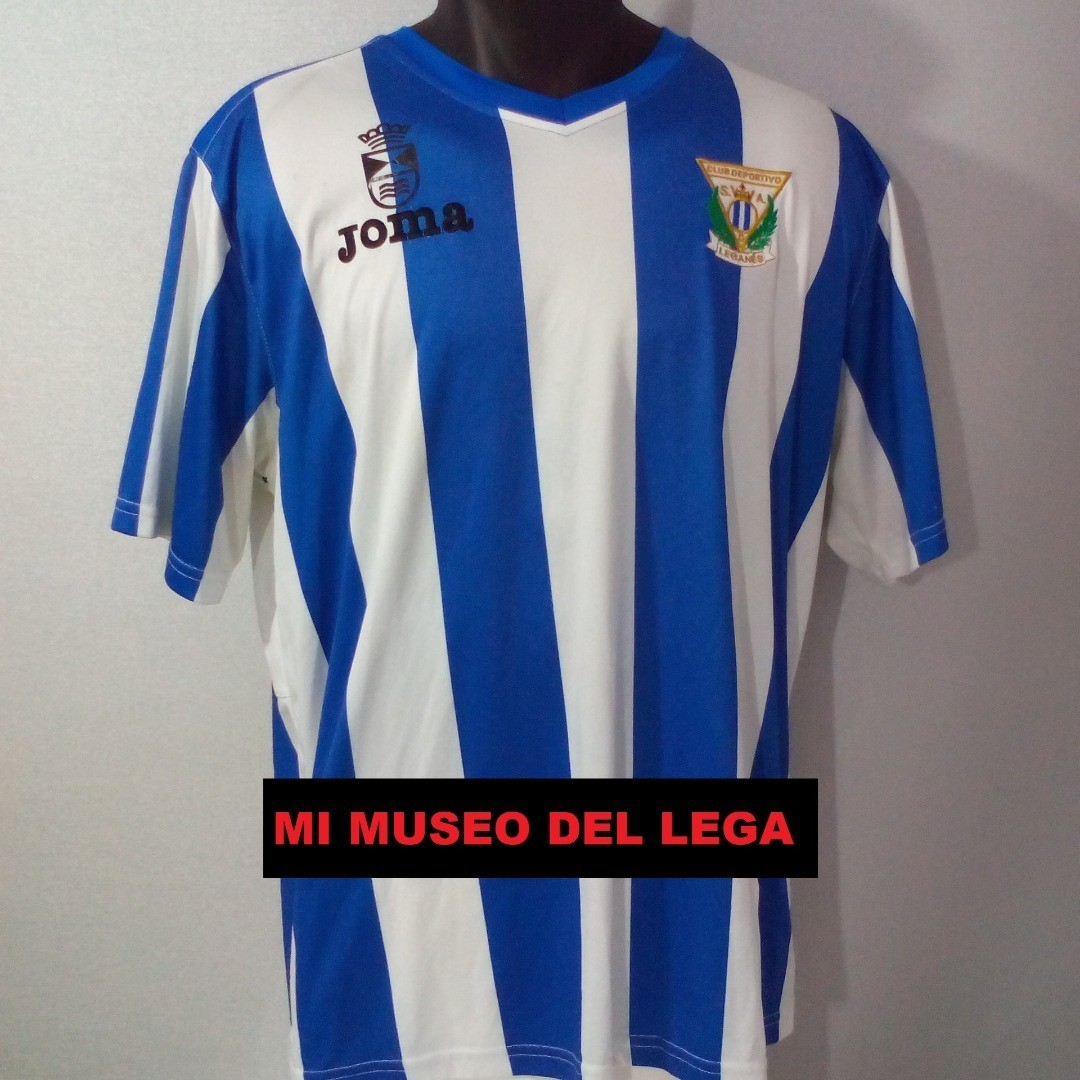 CD Leganés 2011-12 Home Kit