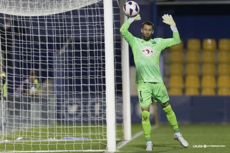 CD Leganés 2023-24 GK 2 Kit