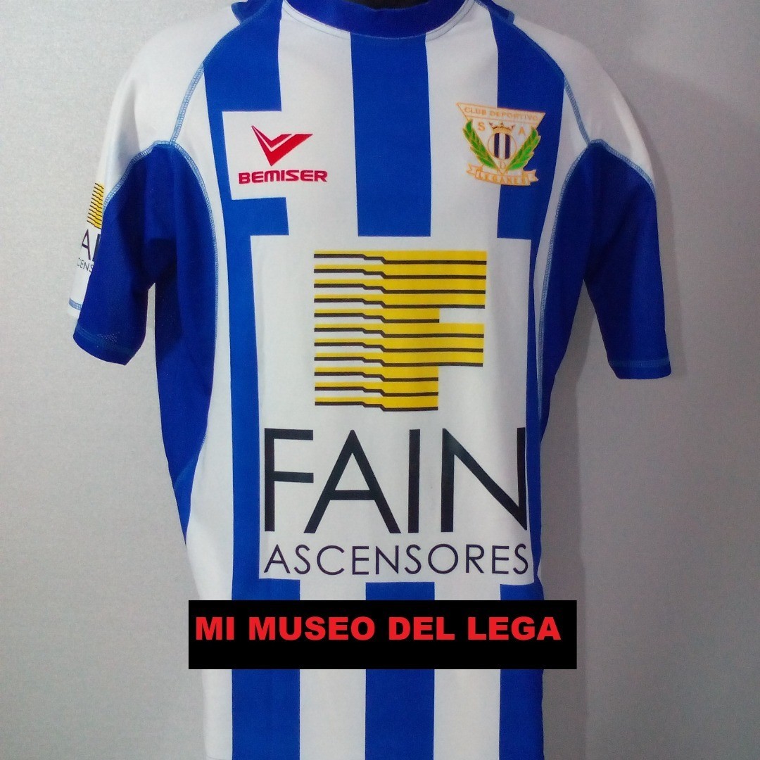 CD Leganés 2005-06 Home Kit