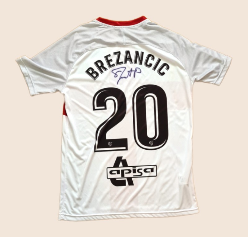 SD Huesca 2017-18 Away Kit