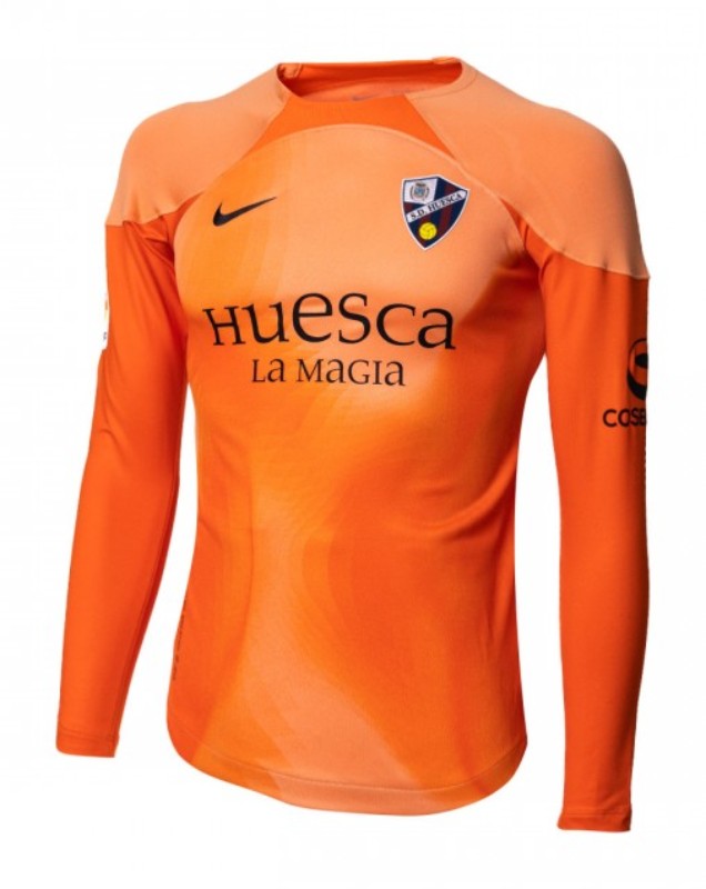 SD Huesca 2022-23 GK 2 Kit