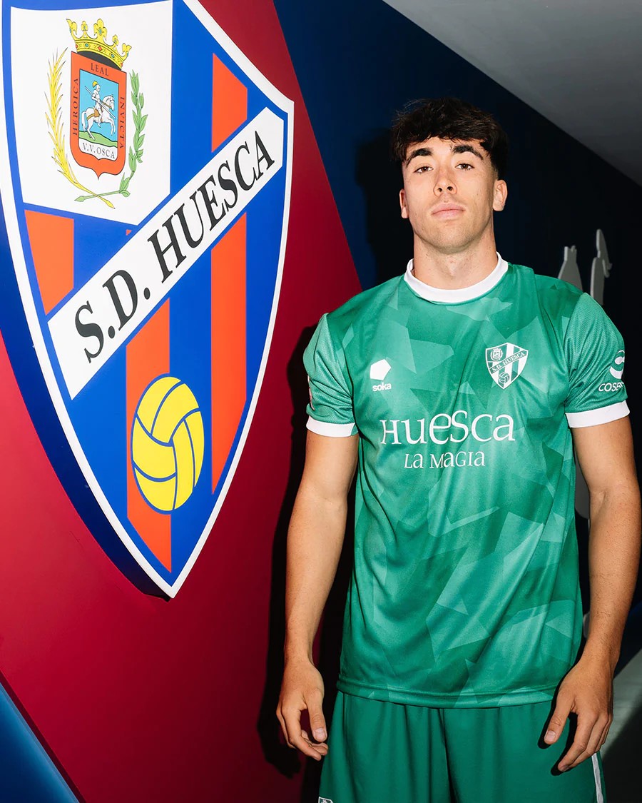 SD Huesca 2023-24 Third Kit