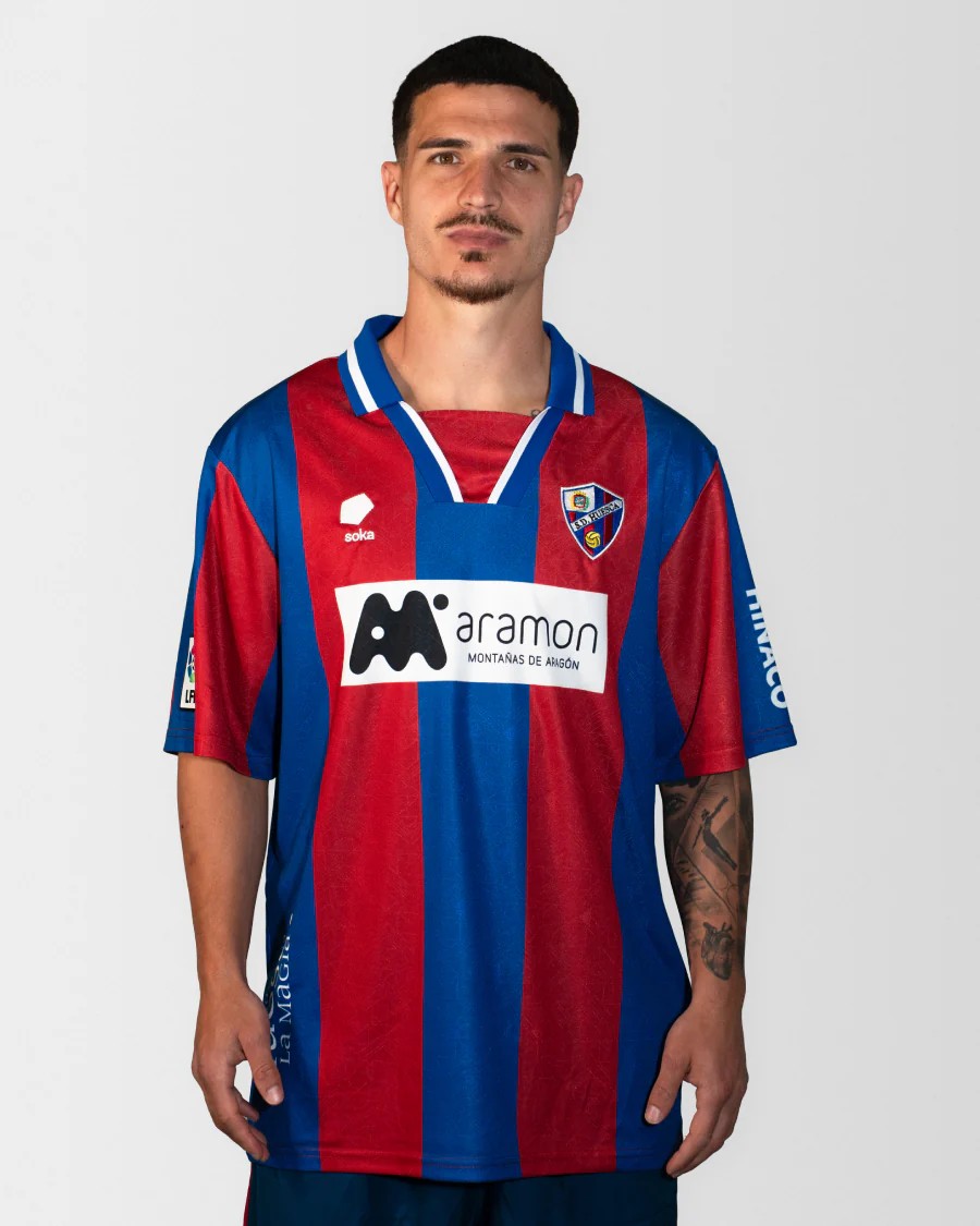 SD Huesca 2025-26 Retro Kit