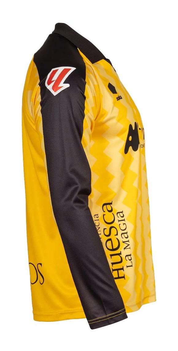 SD Huesca 2025-26 GK Away Kit