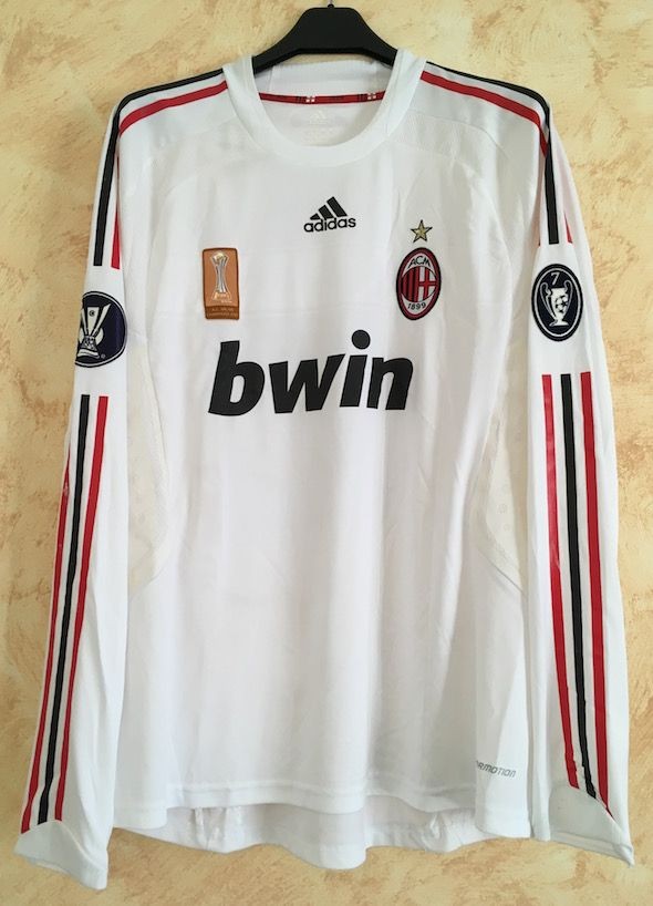 AC Milan 2008-09 Away V2 Kit