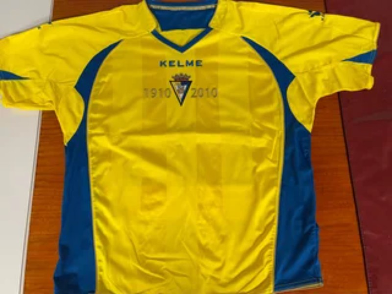 Cádiz CF 2010-11 Home Kit