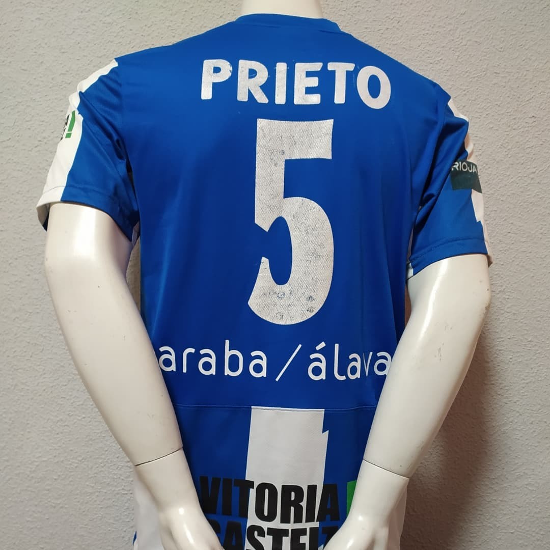 Deportivo Alavés 2011-12 Home Kit