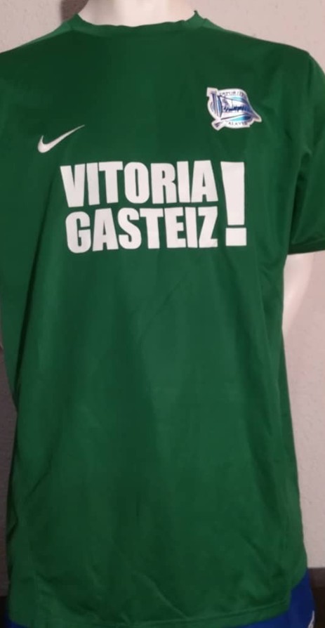 Deportivo Alavés 2011-12 Third Kit