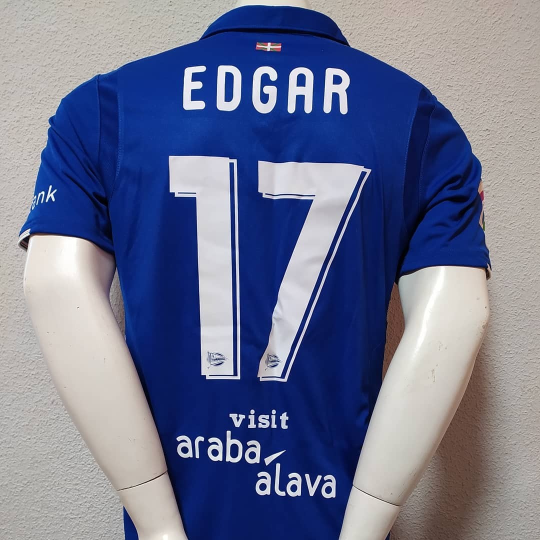 Deportivo Alavés 2016-17 Home V3 Kit