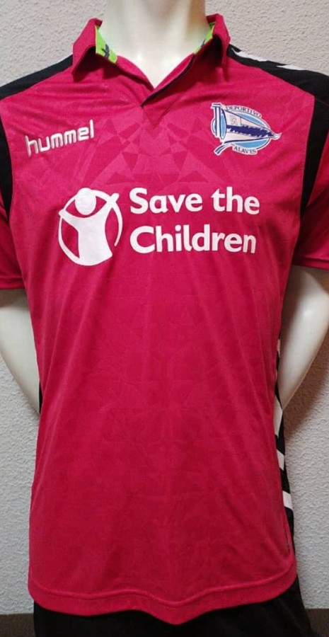 Deportivo Alavés 2016-17 Away V2 Kit