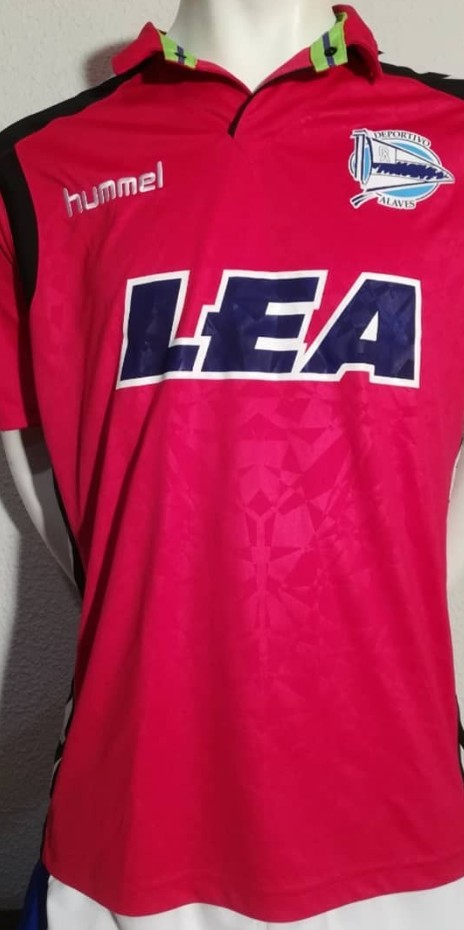 Deportivo Alavés 2016-17 Away V3 Kit