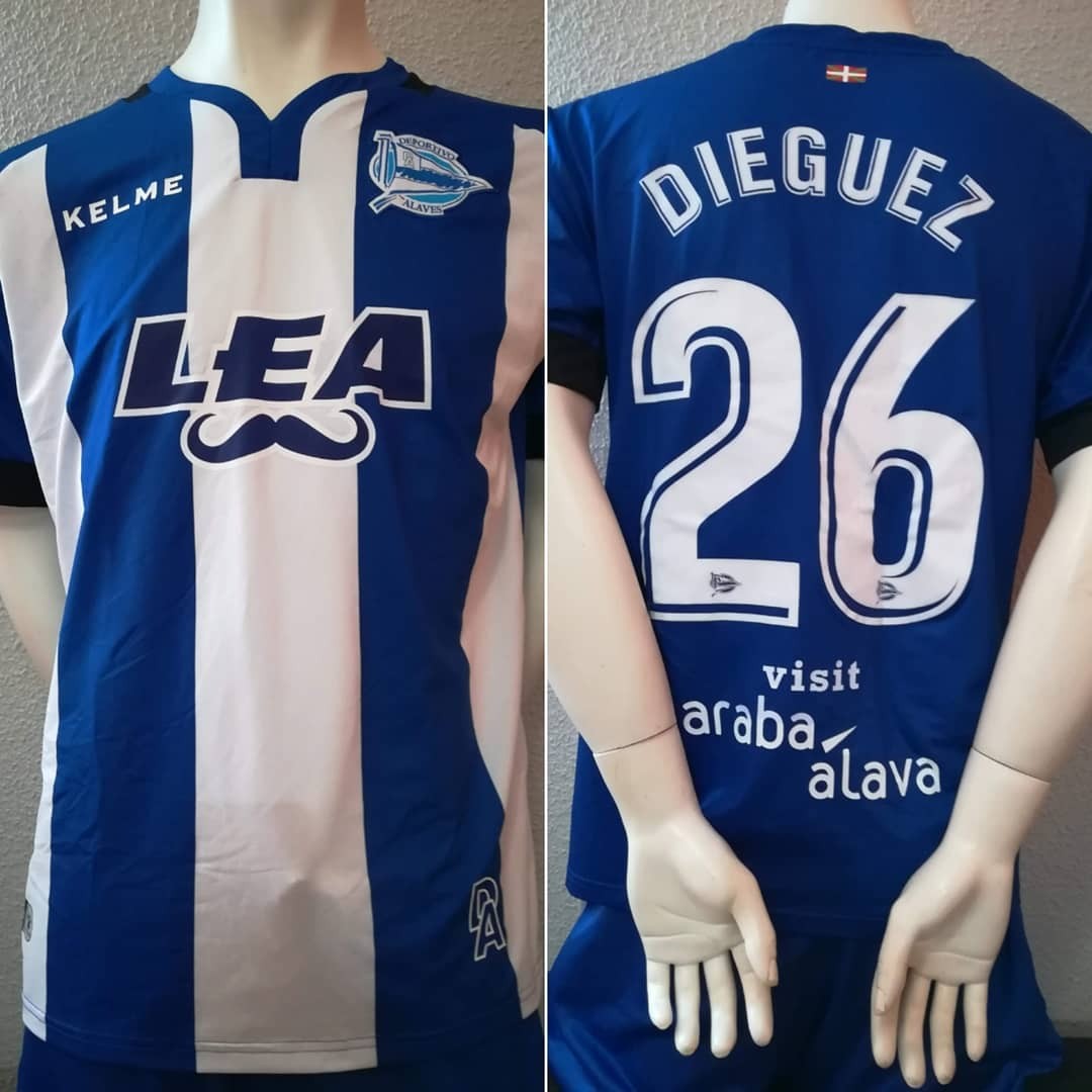 Deportivo Alavés 2017-18 Home V2 Kit