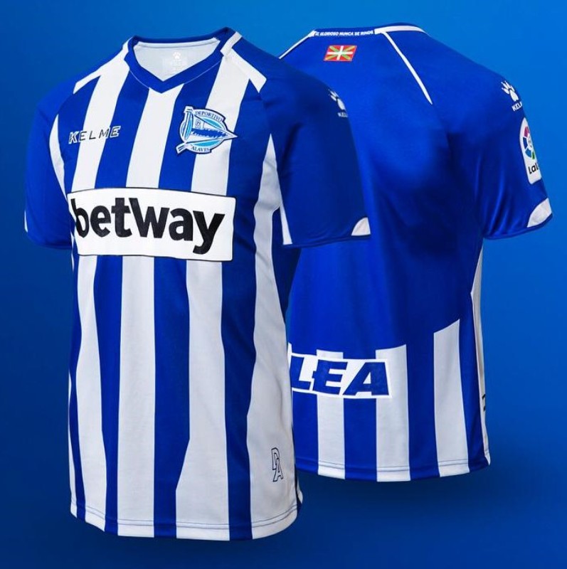 Deportivo Alavés 2018-19 Home Kit