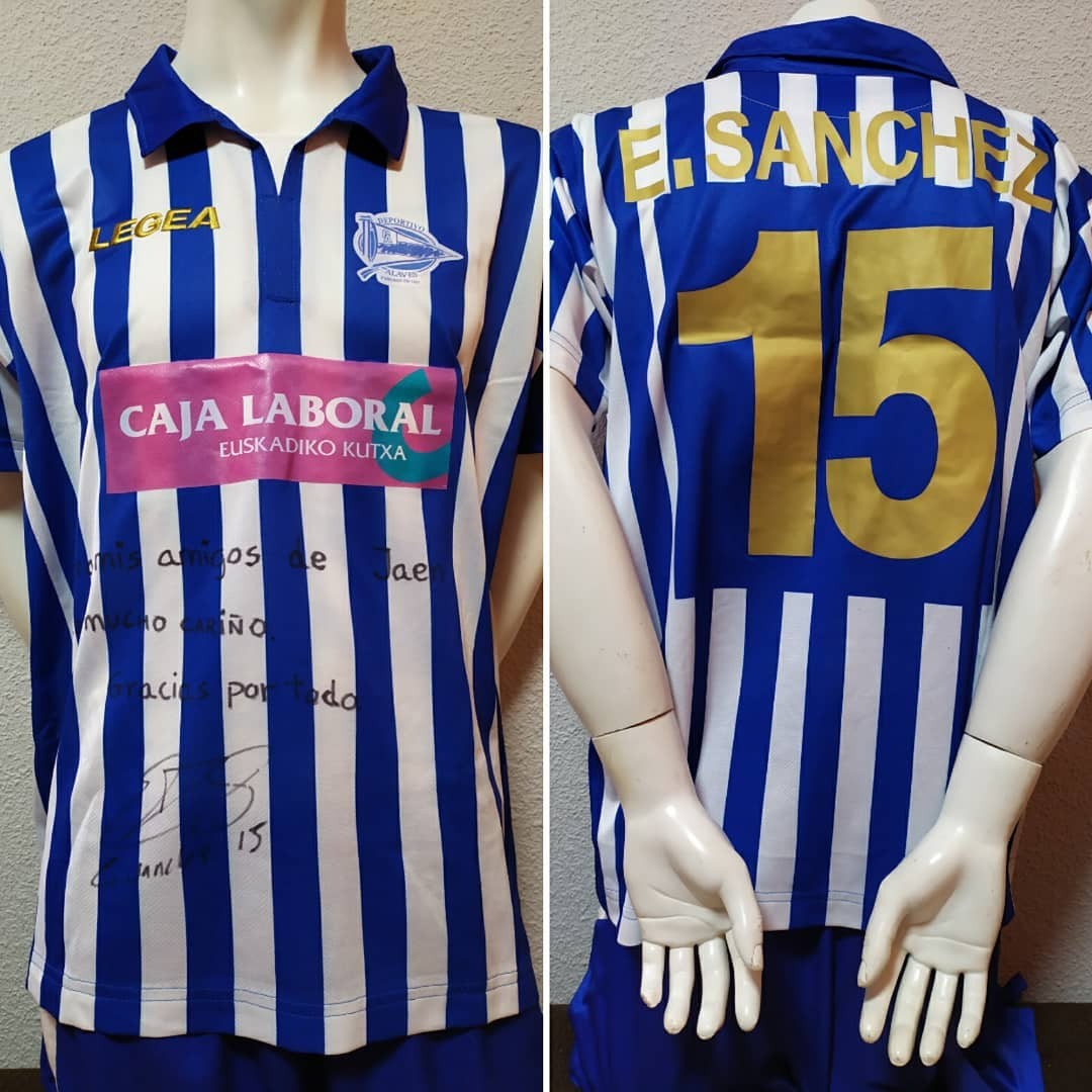 Deportivo Alavés 2007-08 Home Kit