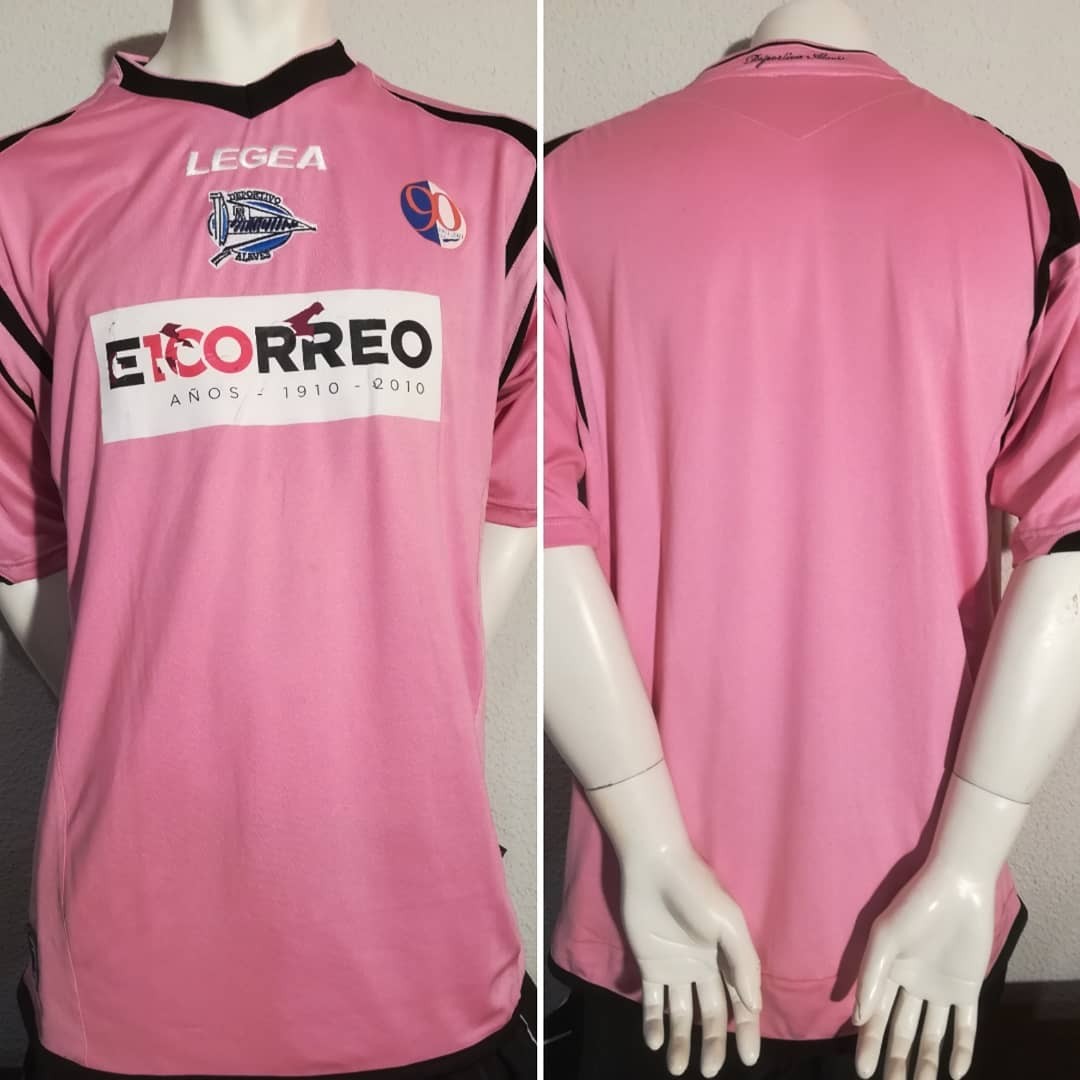 Deportivo Alavés 2010-11 Away Kit