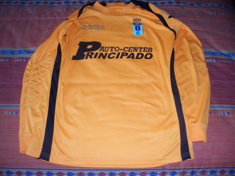 Real Oviedo 2013-14 GK 3 Kit