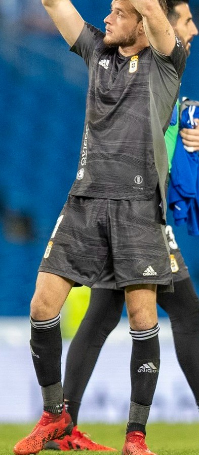 Real Oviedo 2021-22 GK 1 Kit