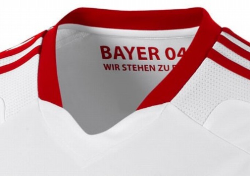 Bayer 04 Leverkusen 2011-12 Away Kit