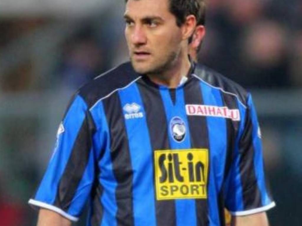 Atalanta BC 2008-09 Home Kit