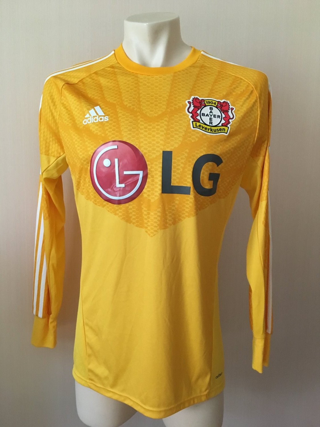 Bayer 04 Leverkusen 2014-15 GK Kit