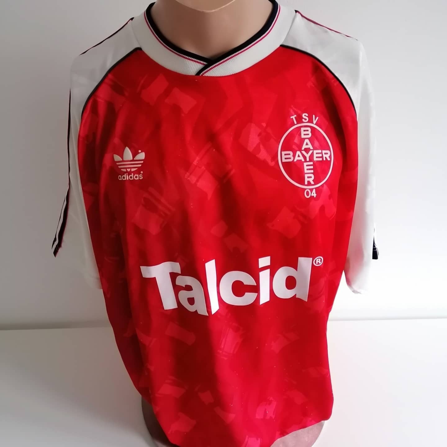 Bayer 04 Leverkusen 1992-93 Home Kit