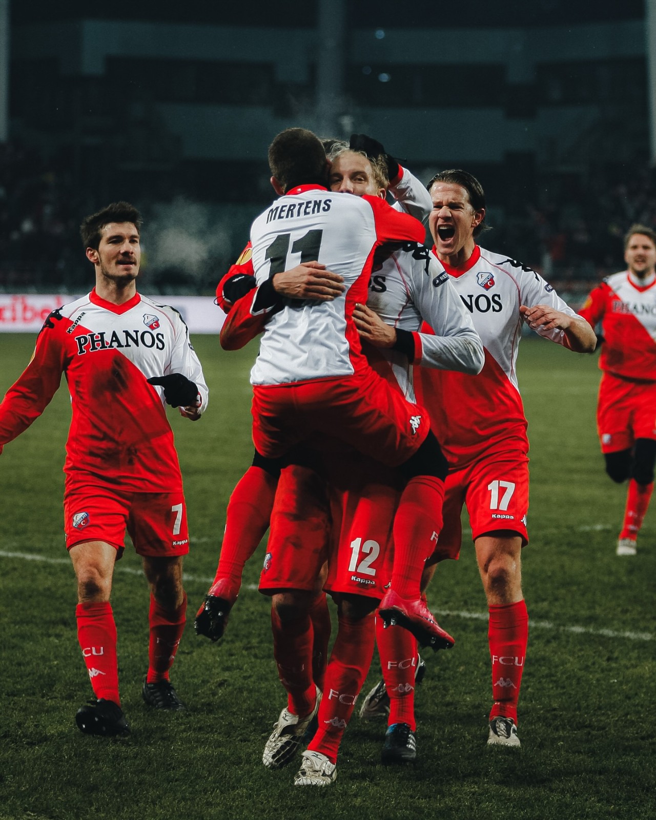 FC Utrecht 2010-11 Europa League Home Kit