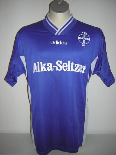 Bayer 04 Leverkusen 1995-96 Third Kit