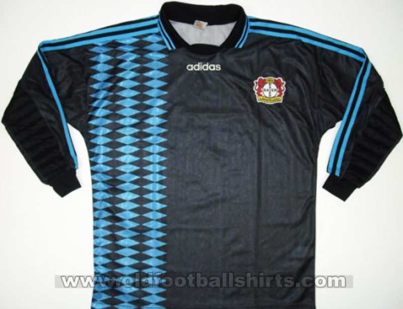 Bayer 04 Leverkusen 1995-96 GK Kit