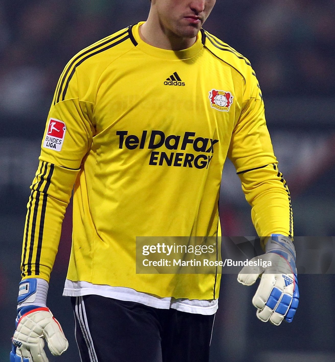Bayer 04 Leverkusen 2010-11 GK 2 Kit