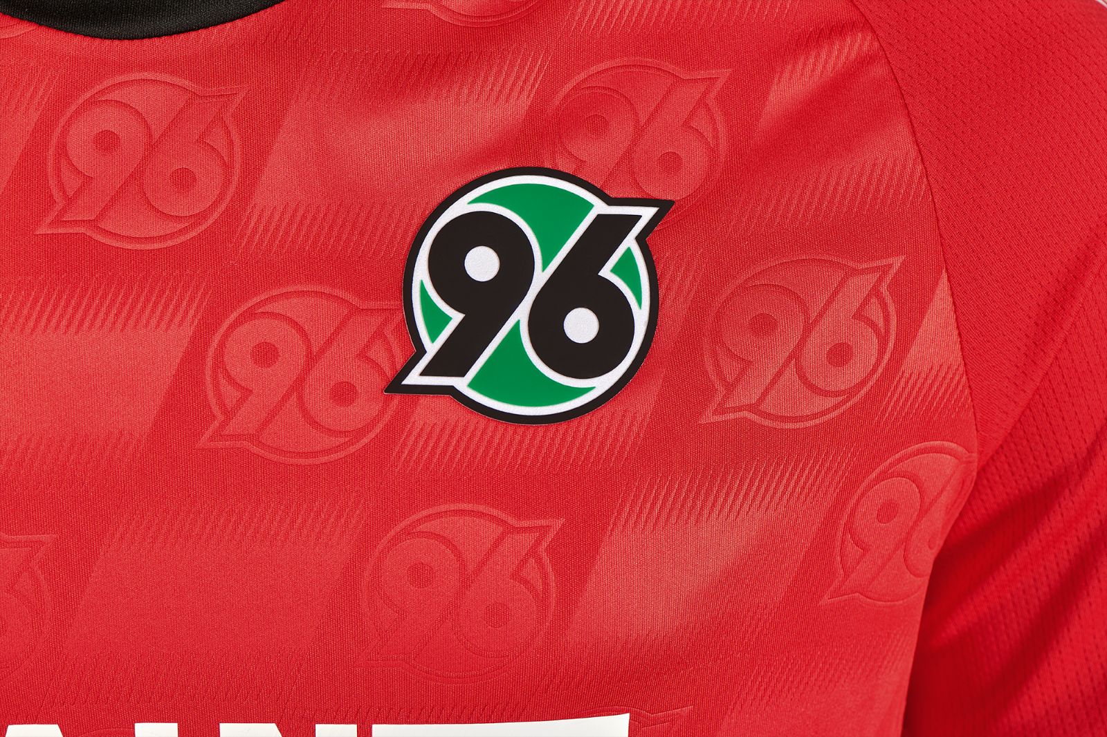 Hannover 96 2021-22 Home Kit