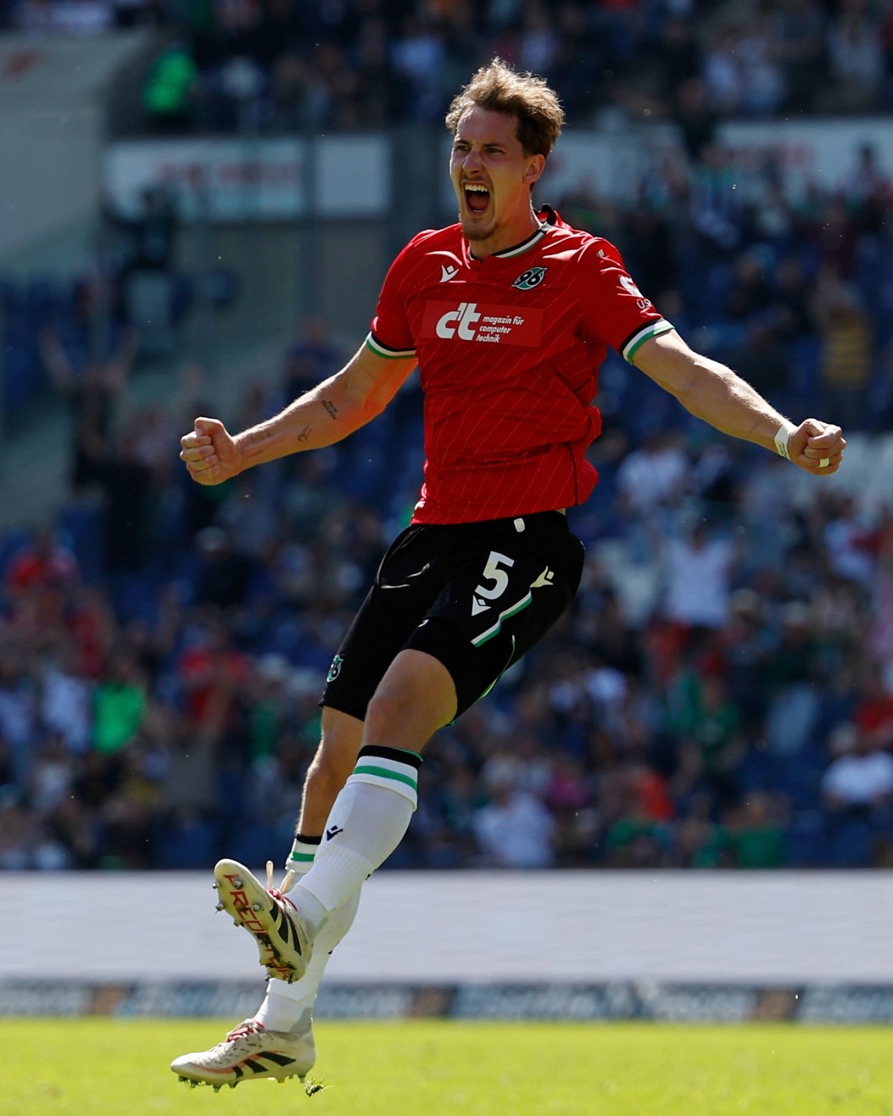 Hannover 96 2024-25 Home V2 Kit