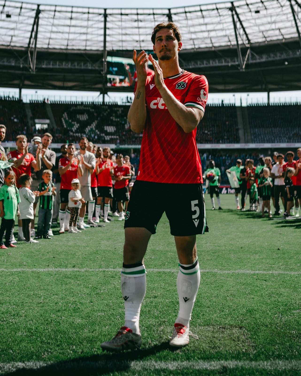 Hannover 96 2024-25 Home V2 Kit