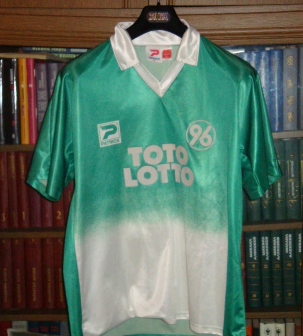 Hannover 96 1992-93 Away Kit