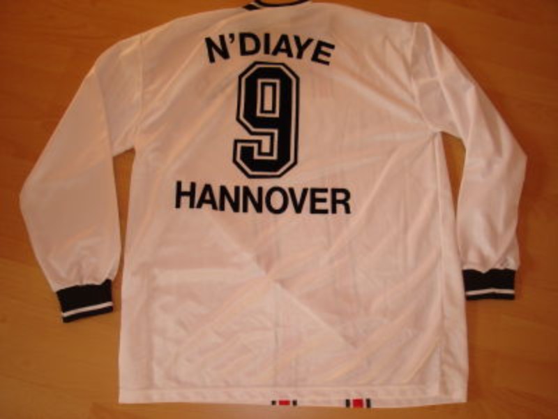 Hannover 96 1997-98 Away Kit