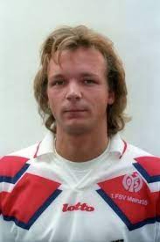 1. FSV Mainz 05 1995-96 Home Kit