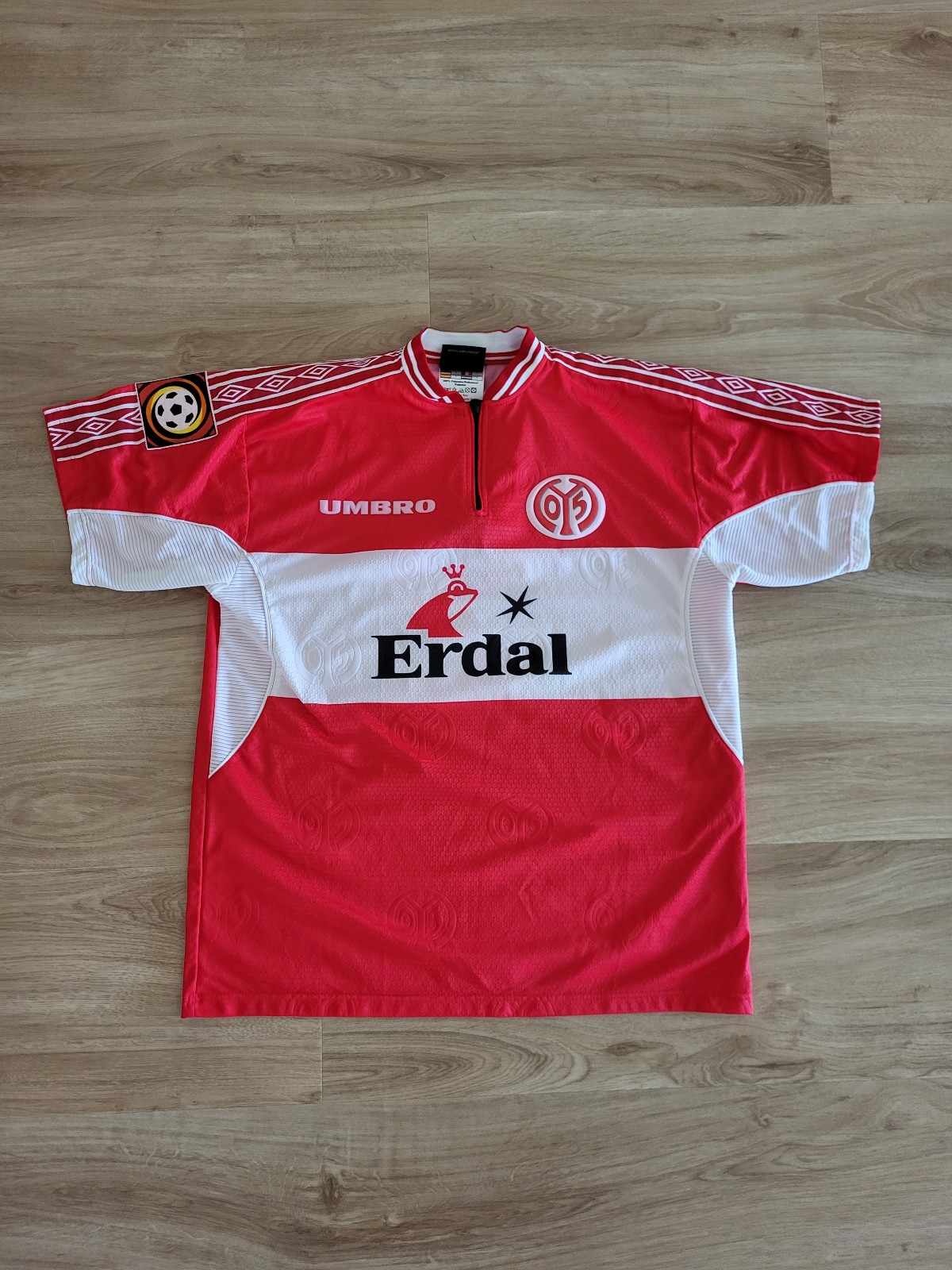 1. FSV Mainz 05 2000-01 Home Kit