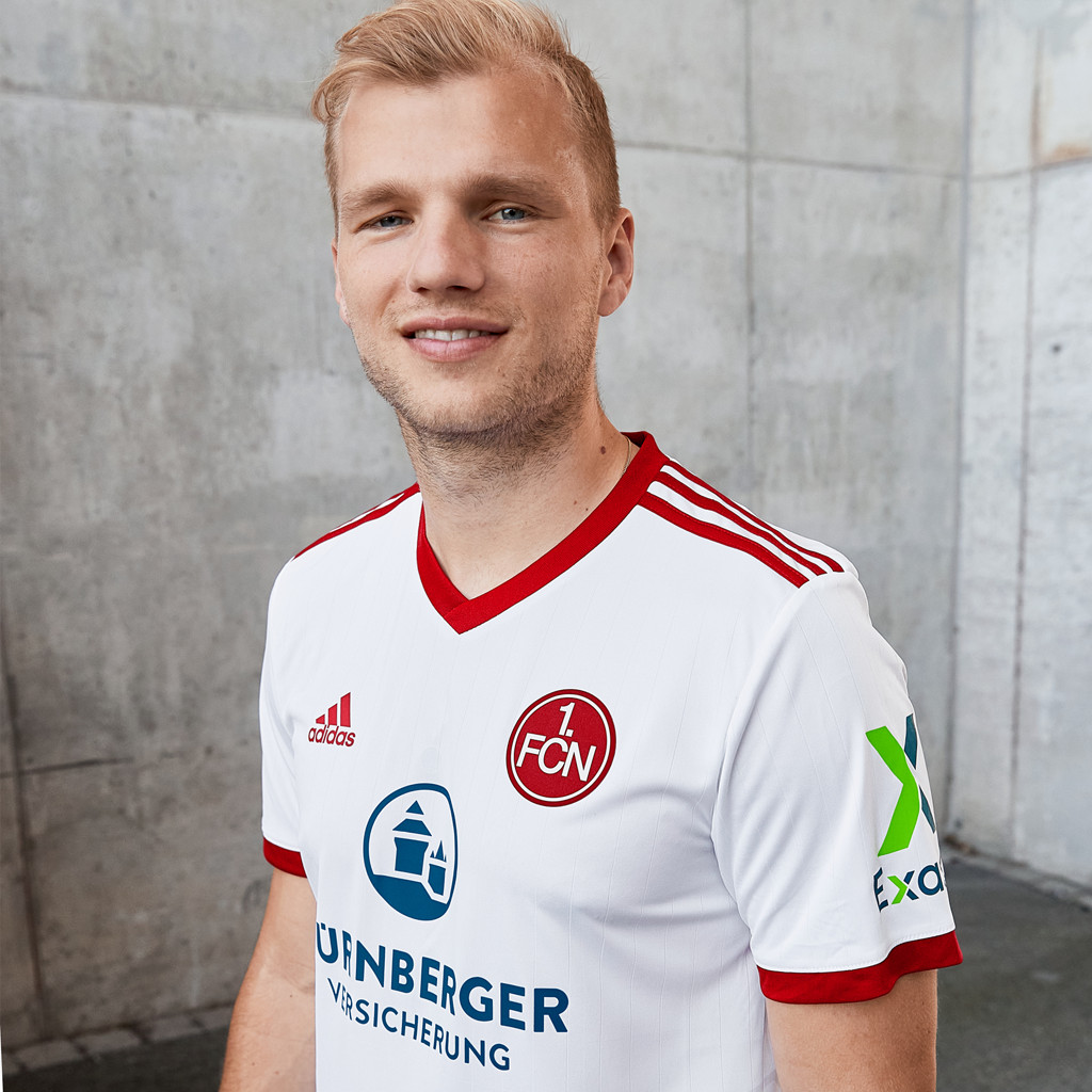 1. FC Nürnberg 2021-22 Away Kit