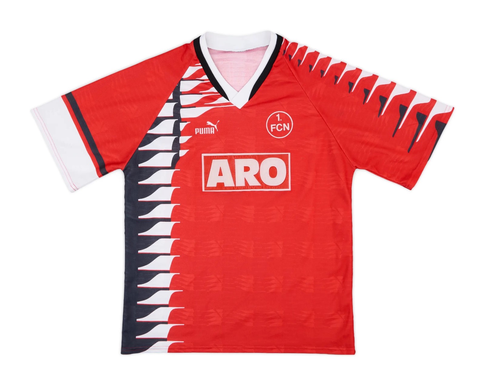 1. FC Nürnberg 1994-95 Home Kit