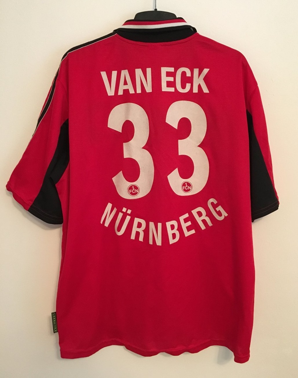 1. FC Nürnberg 1999-00 Home V2 Kit