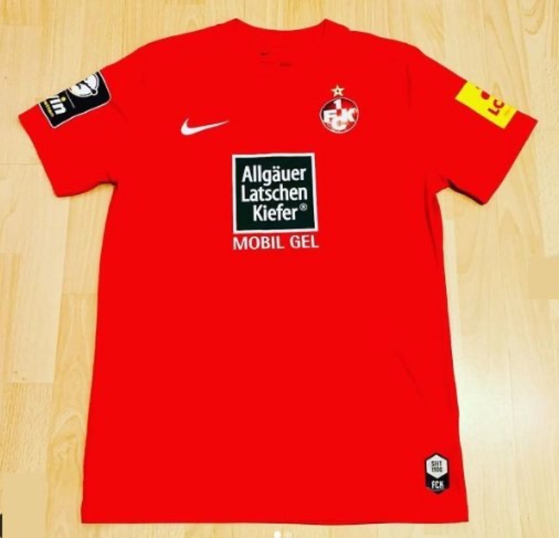 1. FC Kaiserslautern 2021-22 GK 4 Kit