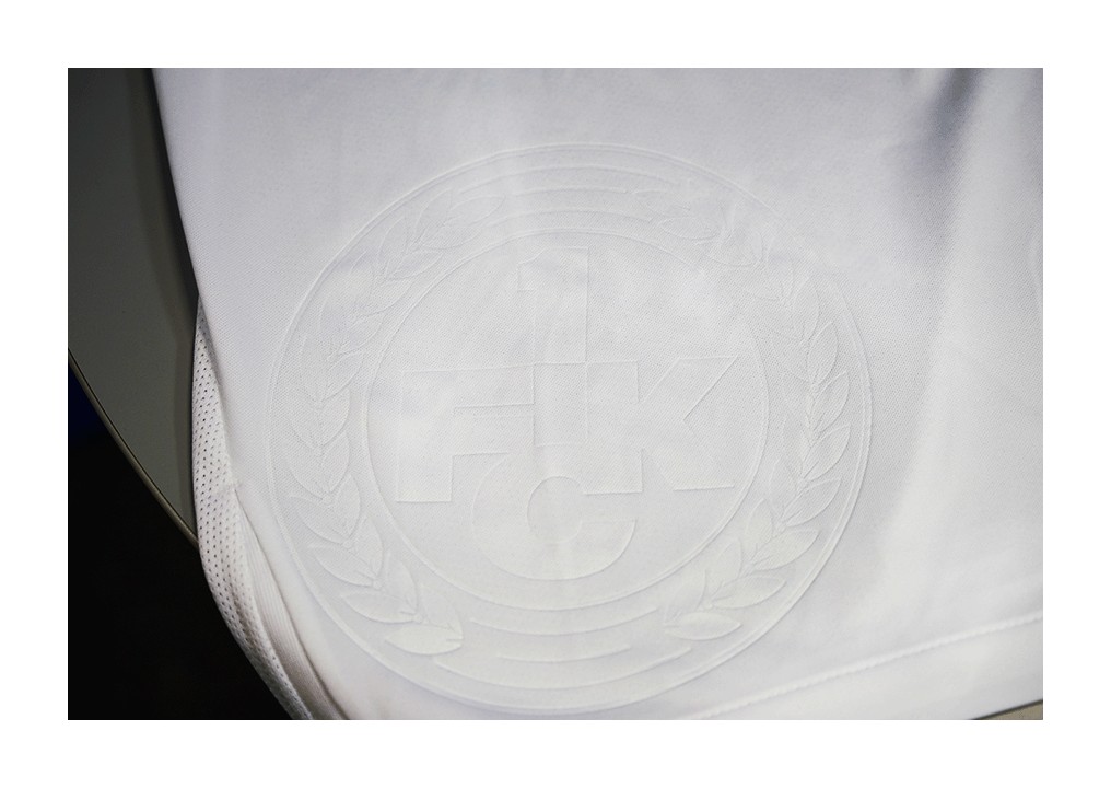 1. FC Kaiserslautern 2023-24 GK 2 Kit