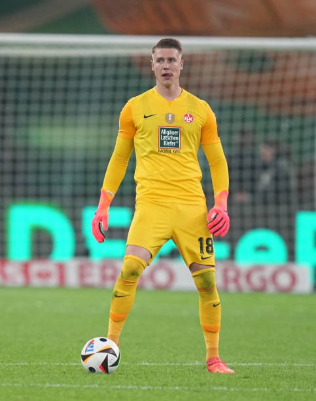 1. FC Kaiserslautern 2023-24 DFB-Pokal Final GK Kit