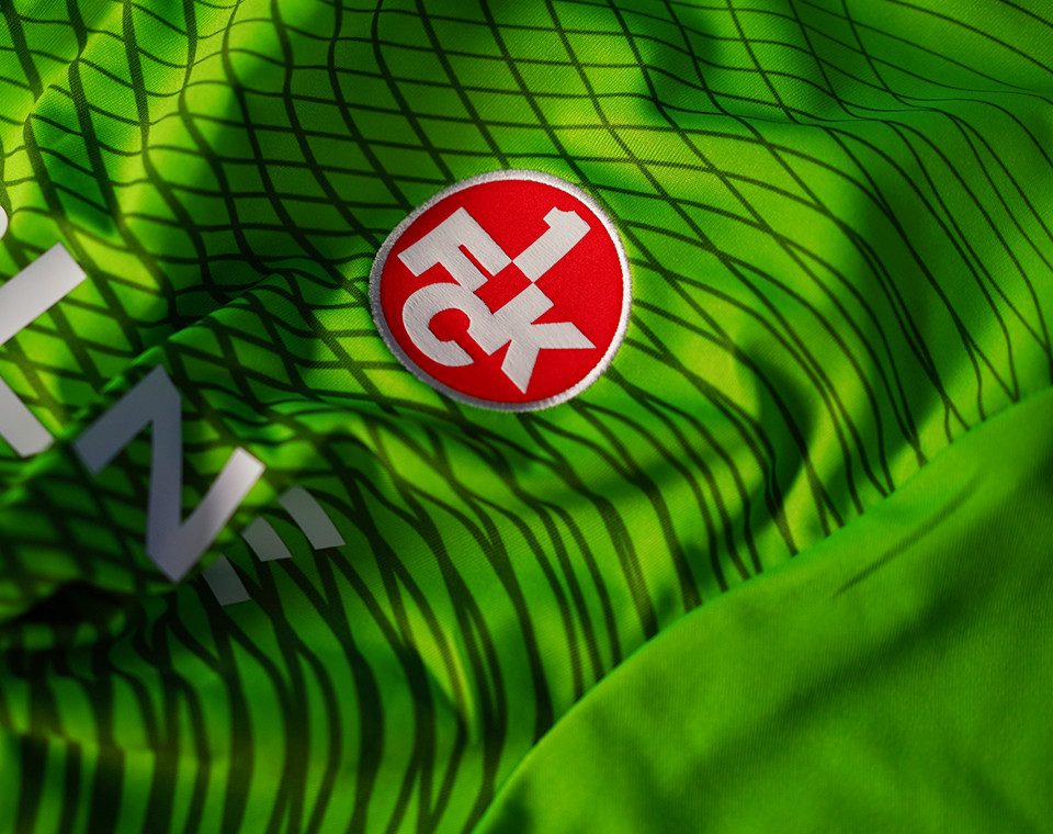1. FC Kaiserslautern 2024-25 GK 1 Kit