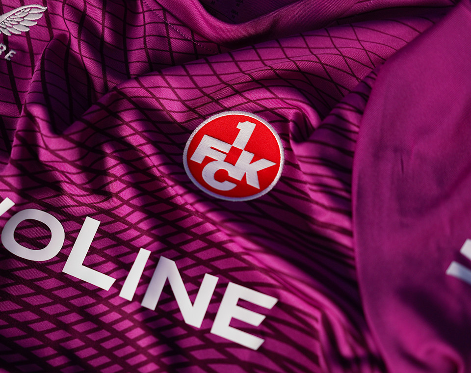 1. FC Kaiserslautern 2024-25 GK 2 Kit