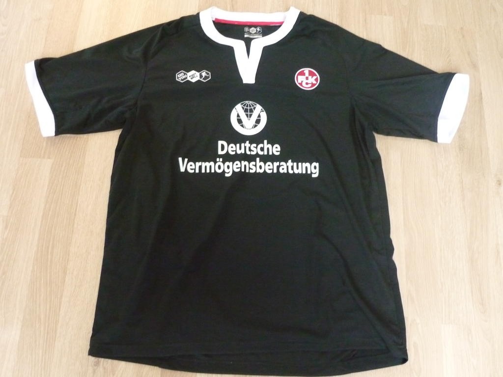 1. FC Kaiserslautern 2009-10 Third Kit