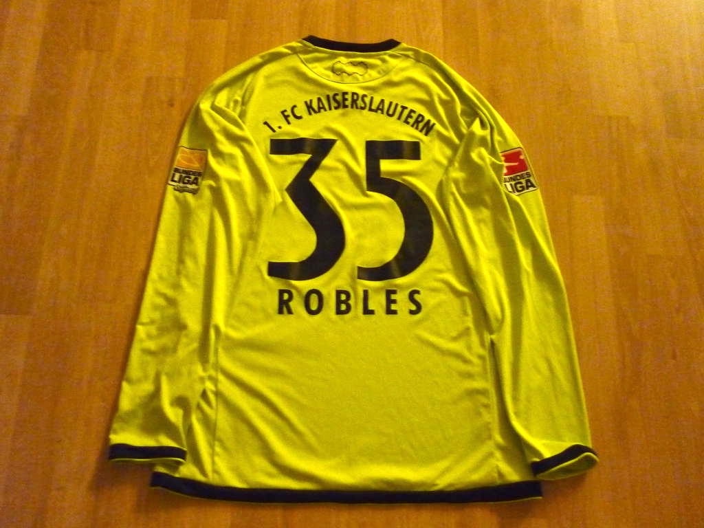 1. FC Kaiserslautern 2009-10 GK 1 Kit