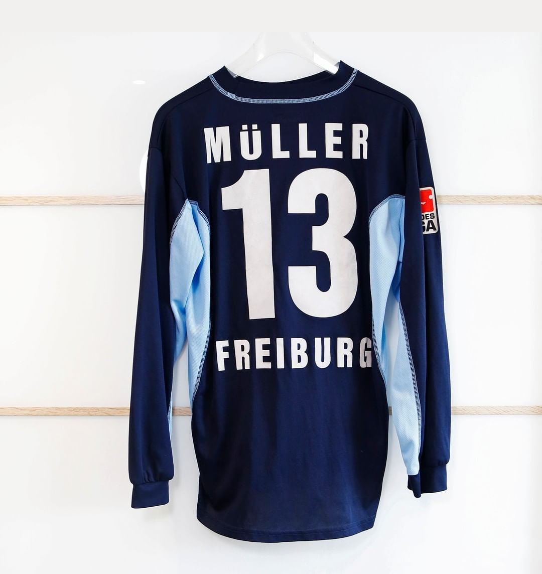 SC Freiburg 2002-03 Away Kit