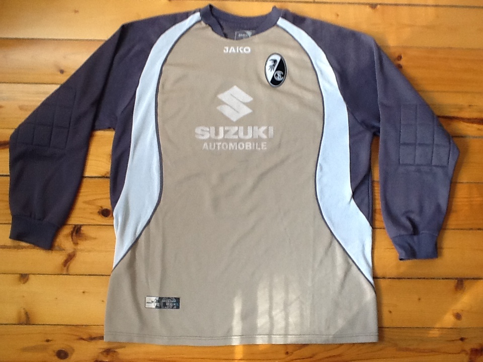SC Freiburg 2005-06 GK 5 Kit